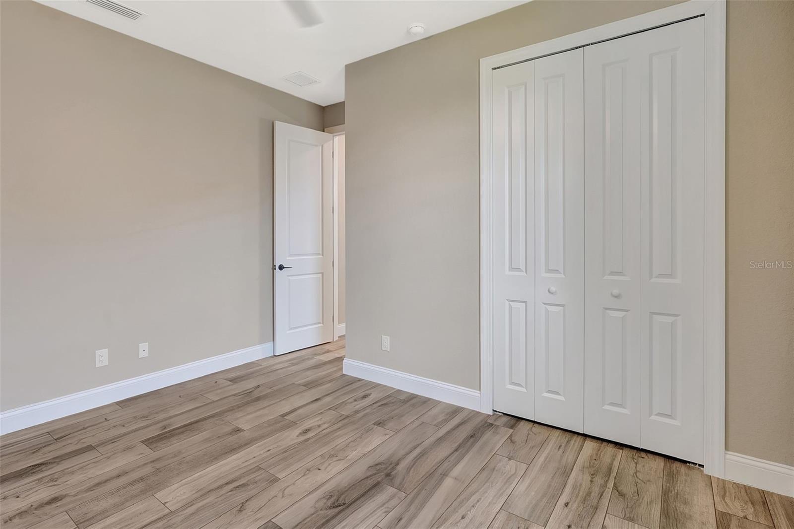 Image 42 of 76 For 10812 Mcalester Circle