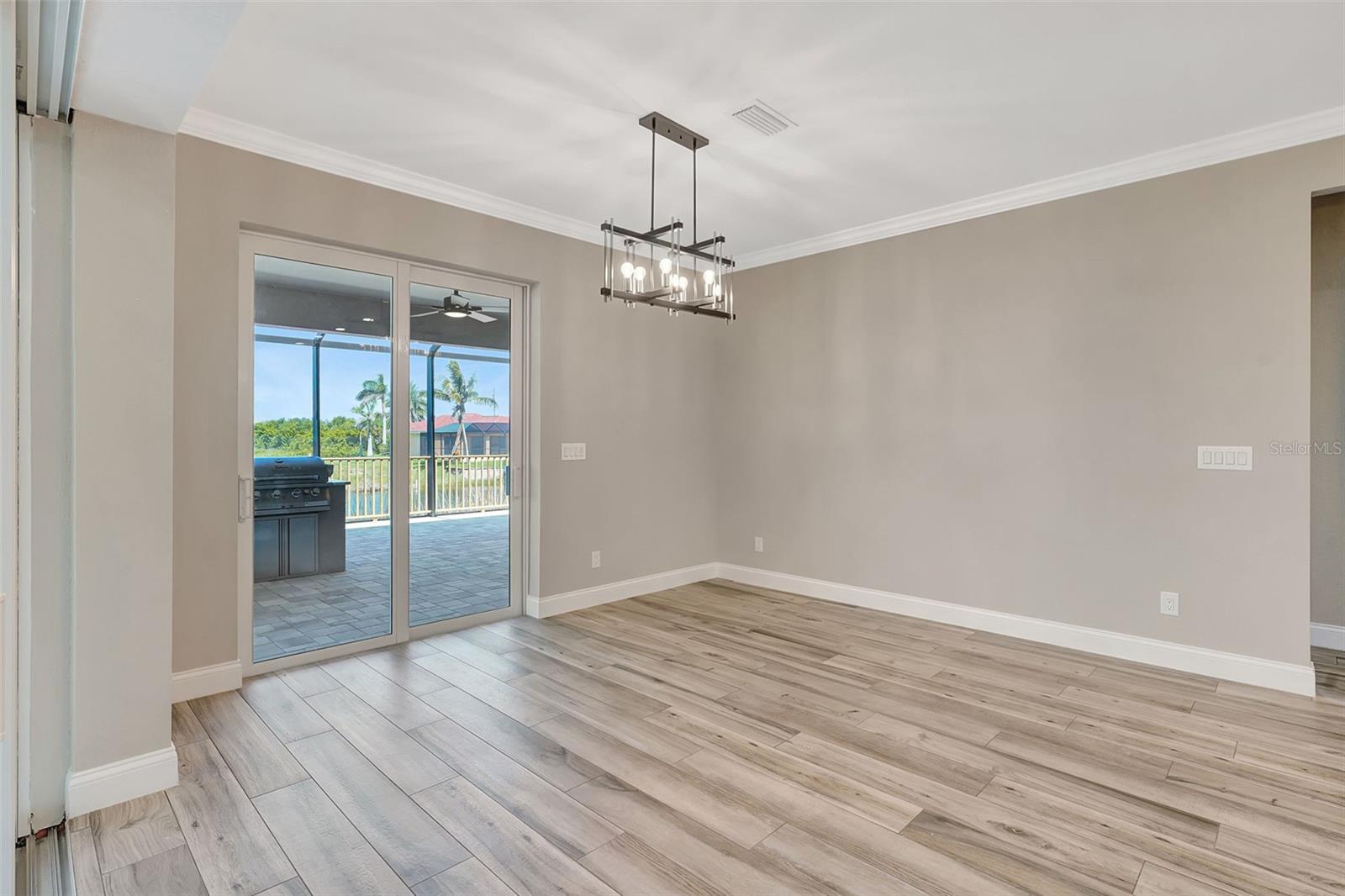 Image 8 of 76 For 10812 Mcalester Circle