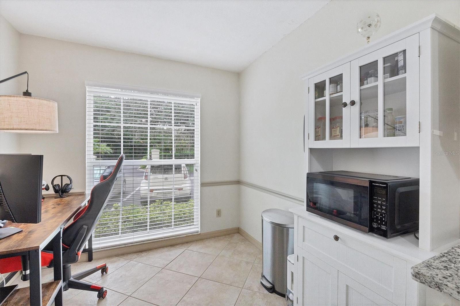 Image 16 of 58 For 4483 Longmeadow  71
