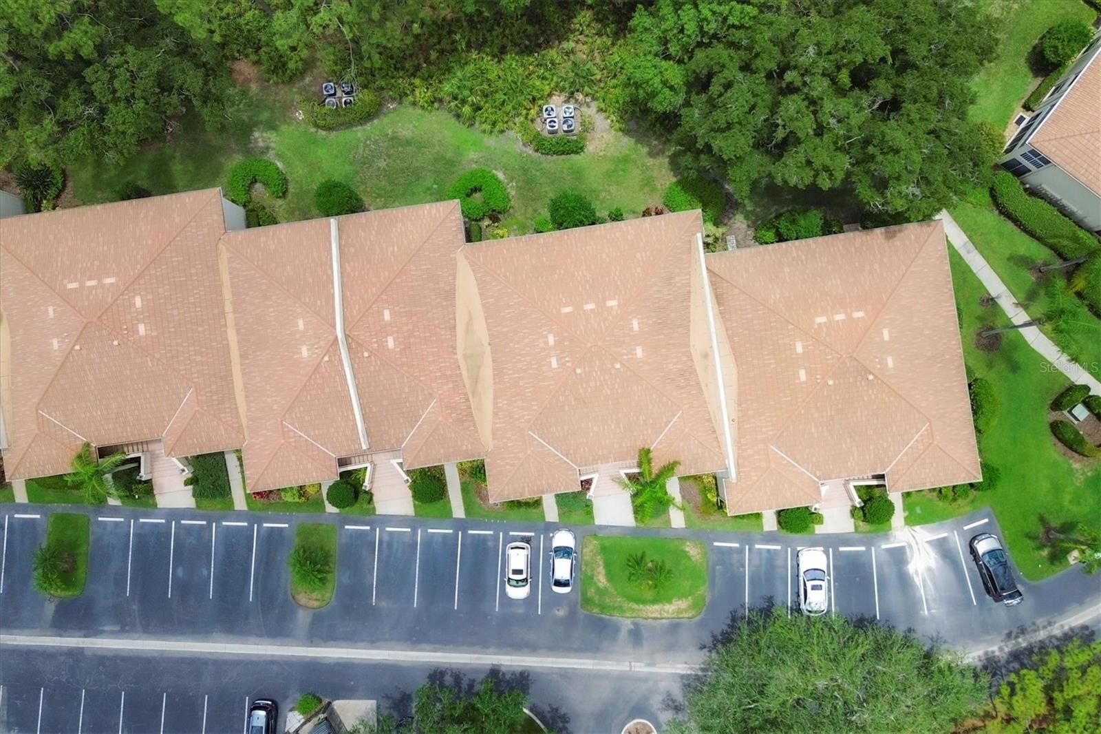 Image 31 of 58 For 4483 Longmeadow  71