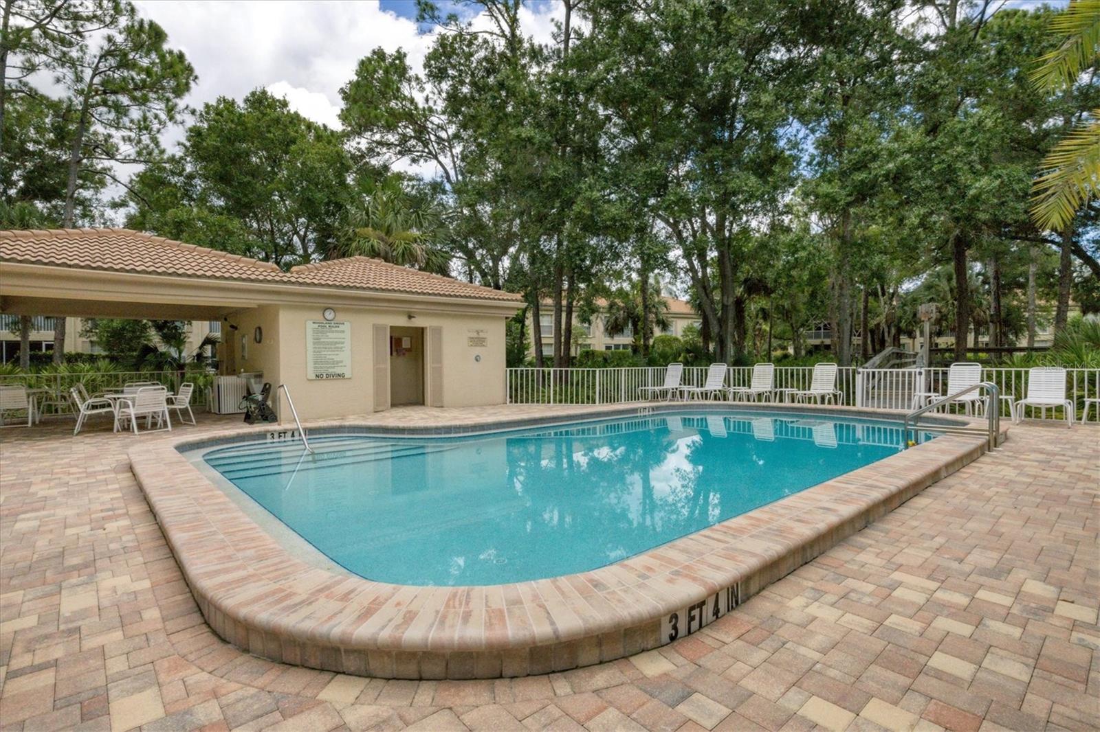Image 41 of 58 For 4483 Longmeadow  71