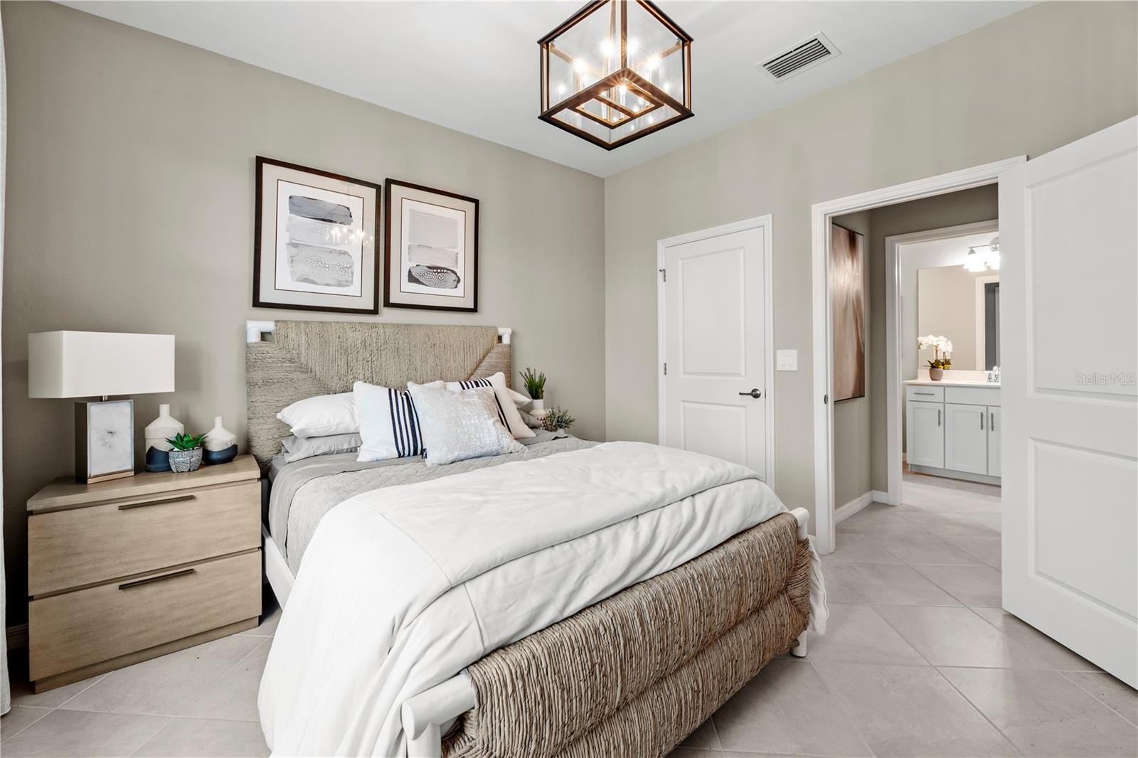 Image 11 of 37 For 11490 Burgundy Drive