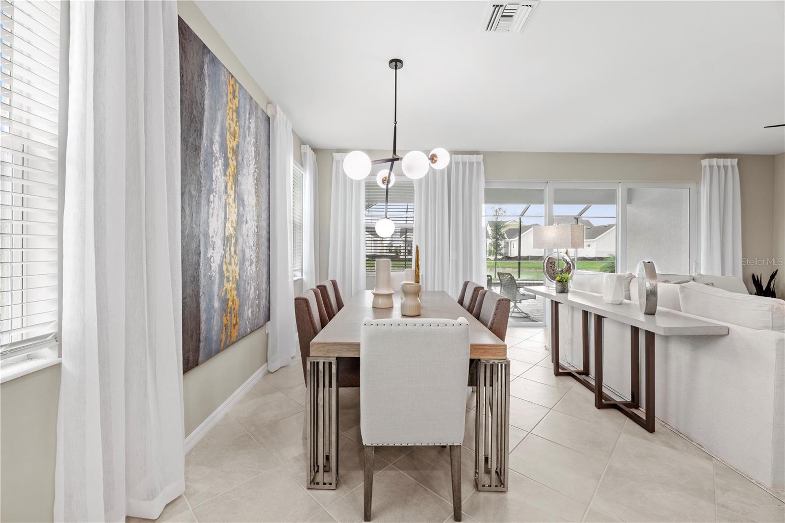 Image 26 of 37 For 11490 Burgundy Drive