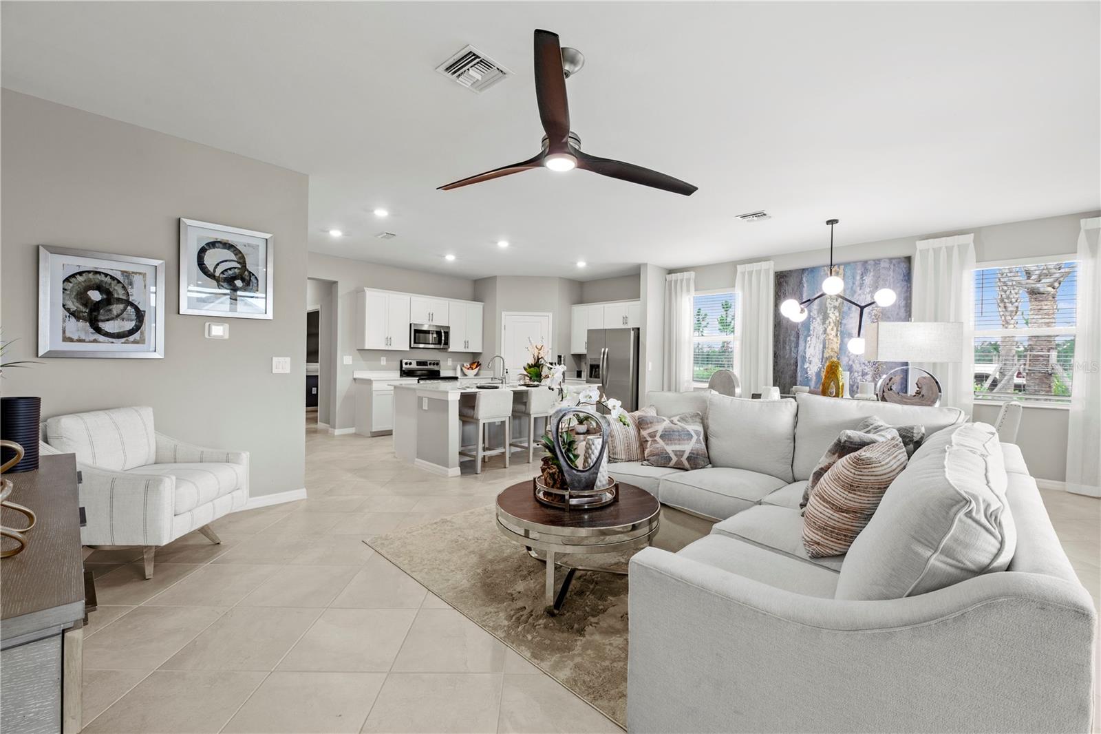 Image 29 of 37 For 11490 Burgundy Drive
