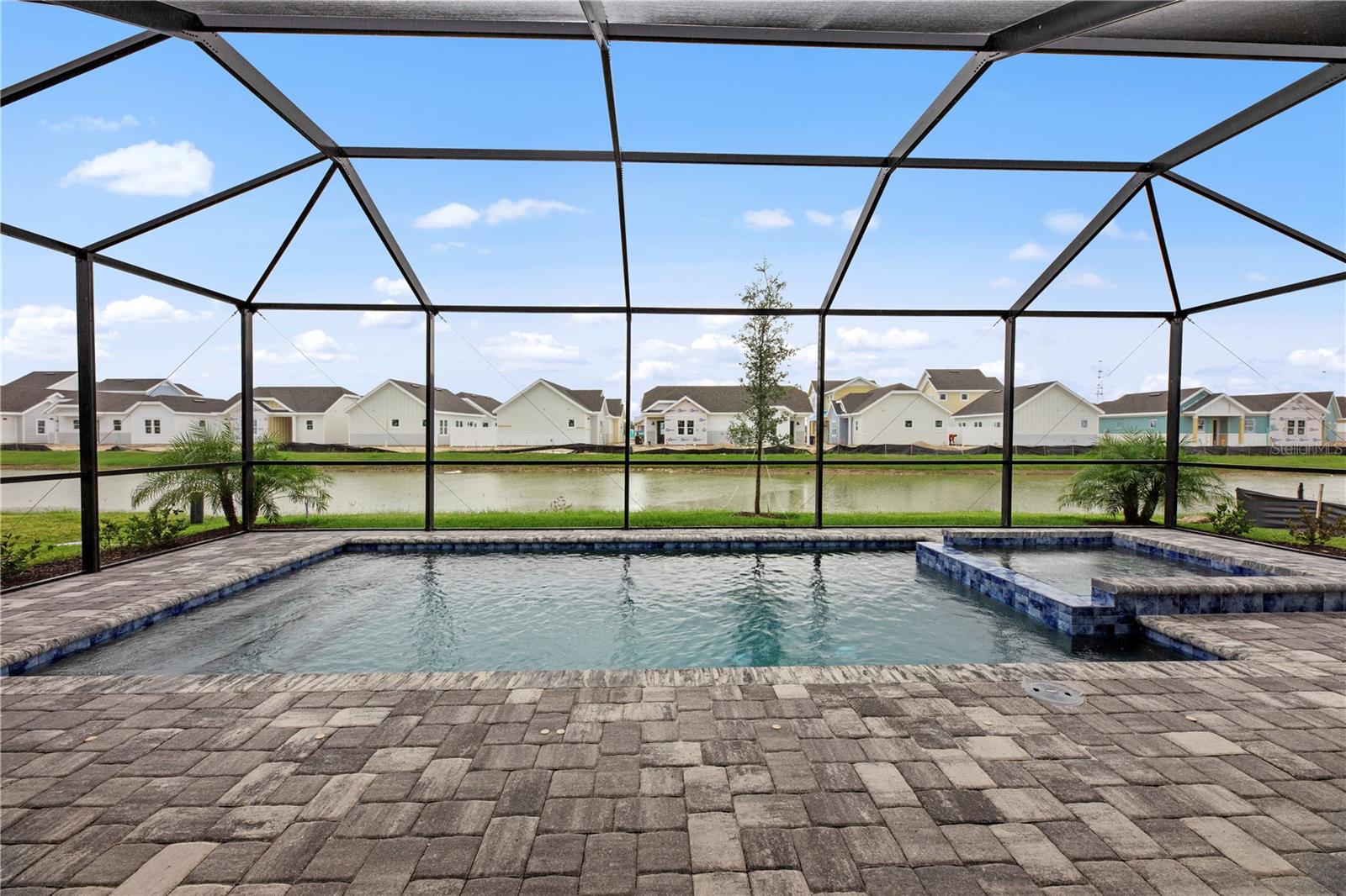 Image 34 of 37 For 11490 Burgundy Drive