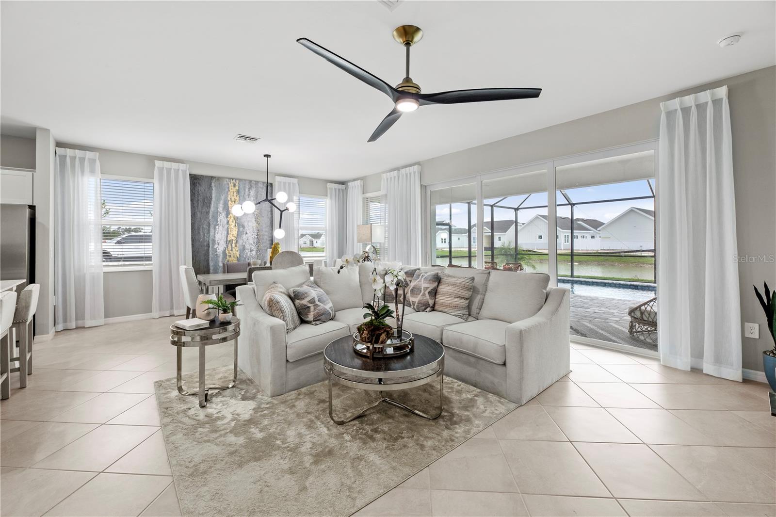 Image 6 of 37 For 11490 Burgundy Drive