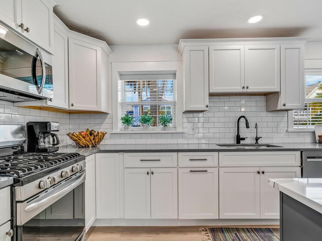 Image 12 of 45 For 307 57th Street