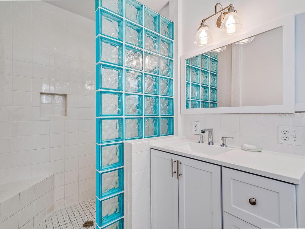 Image 16 of 45 For 307 57th Street