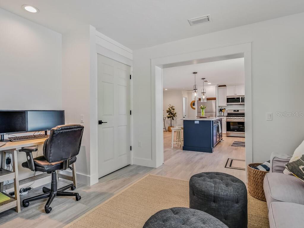 Image 19 of 45 For 307 57th Street