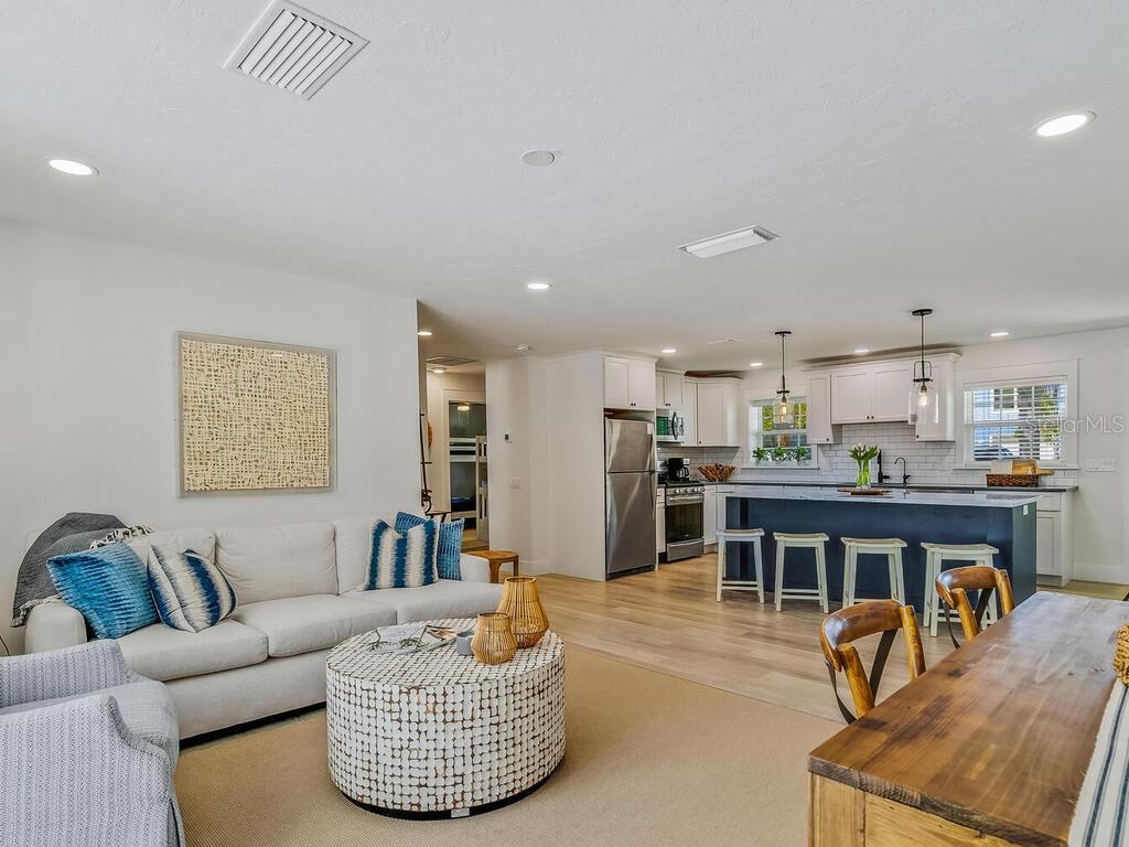 Image 6 of 45 For 307 57th Street