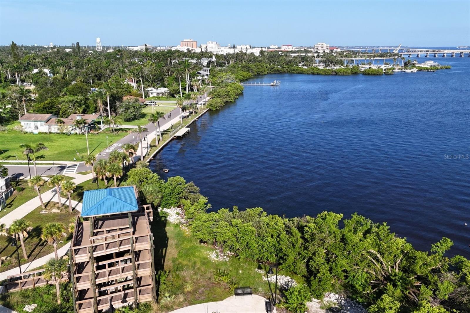 Image 34 of 36 For 217 9th Street E