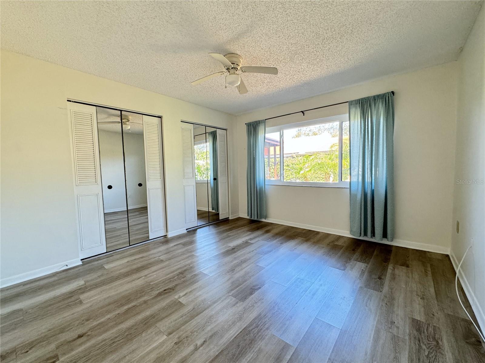Image 12 of 33 For 1423 56th Street W
