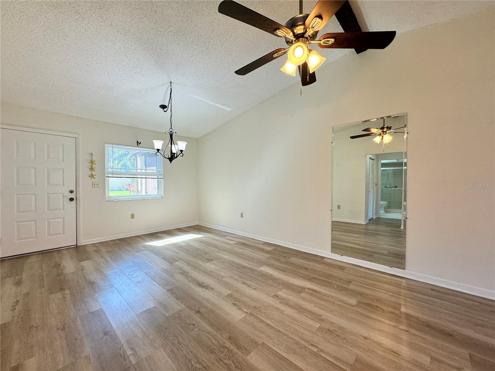 Image 17 of 33 For 1423 56th Street W