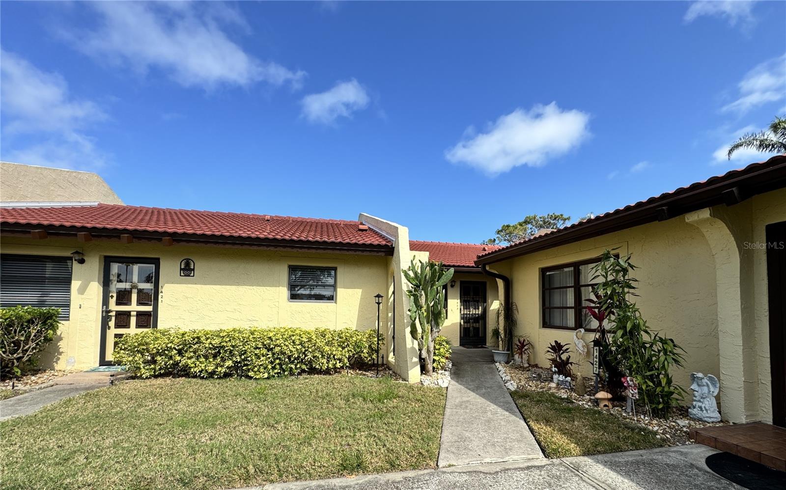 Image 2 of 33 For 1423 56th Street W
