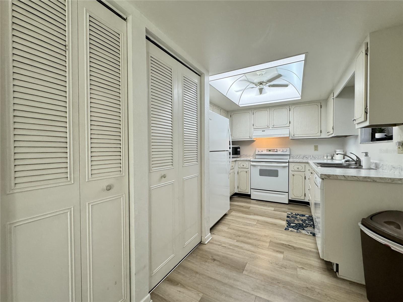 Image 7 of 33 For 1423 56th Street W