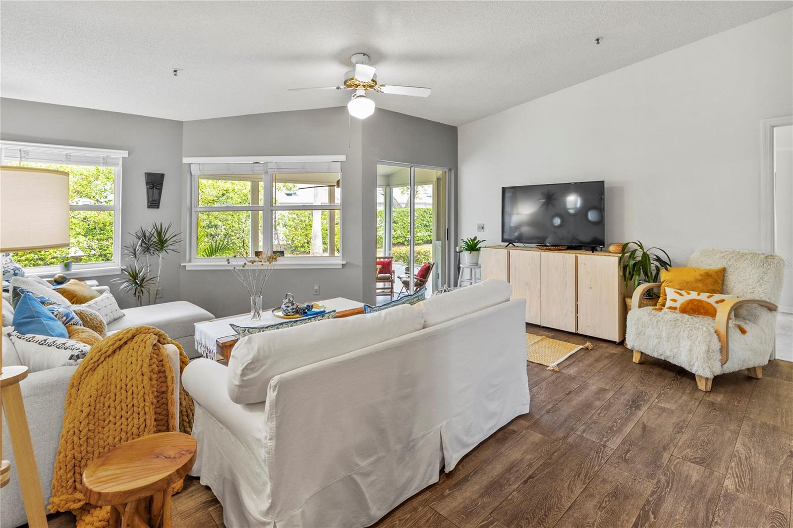 Image 12 of 42 For 1221 Siesta Bayside Drive 1221