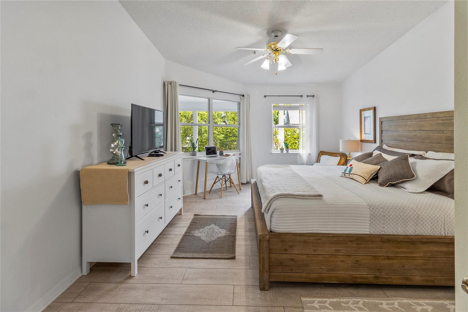 Image 20 of 42 For 1221 Siesta Bayside Drive 1221