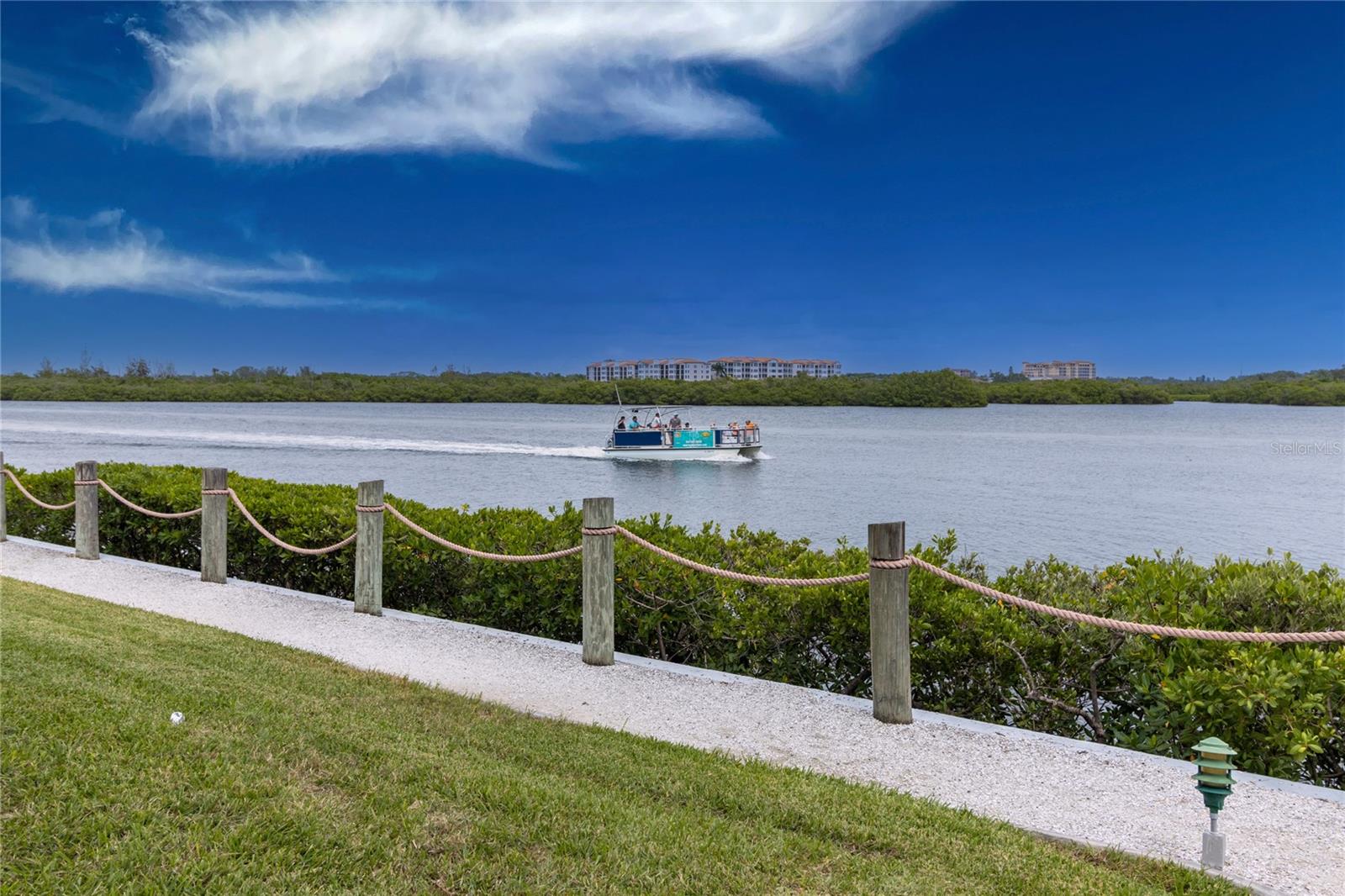 Image 40 of 42 For 1221 Siesta Bayside Drive 1221