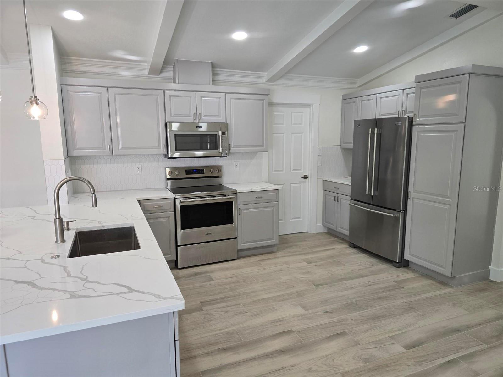Image 17 of 57 For 2713 Hermitage Boulevard