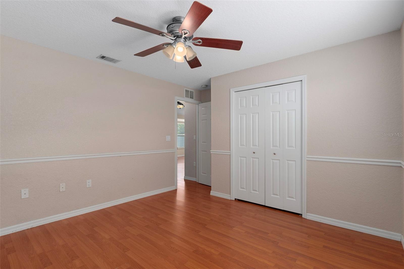 Image 34 of 47 For 1315 Leeward Avenue