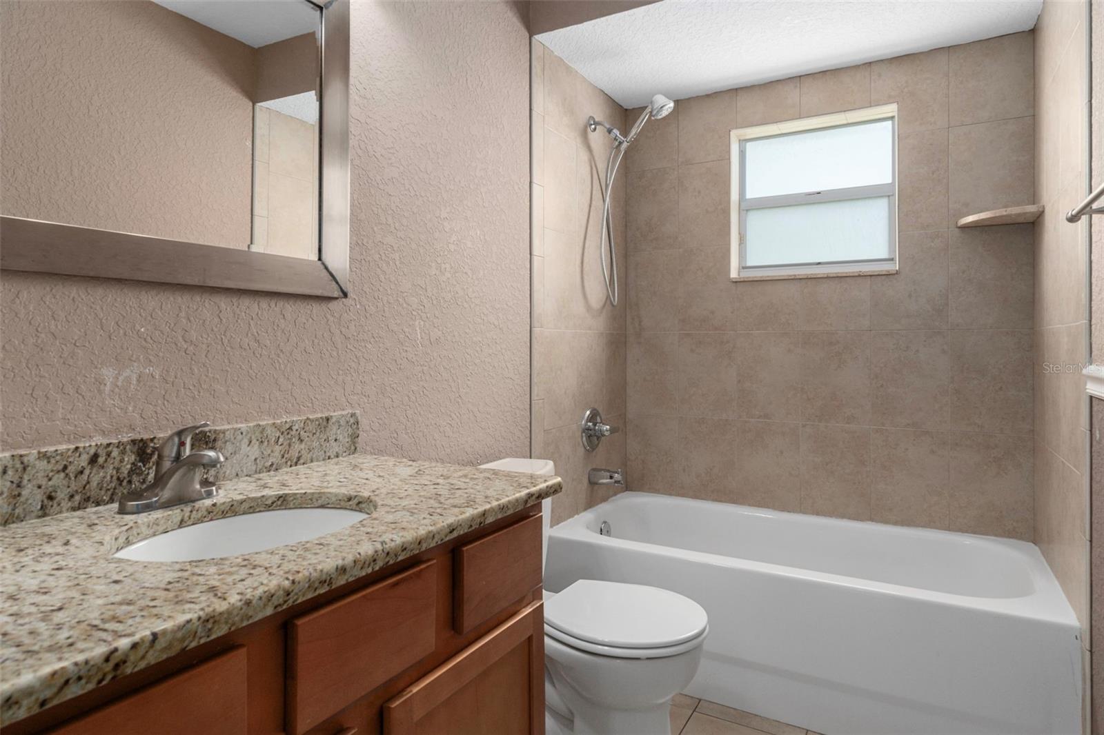 Image 38 of 47 For 1315 Leeward Avenue