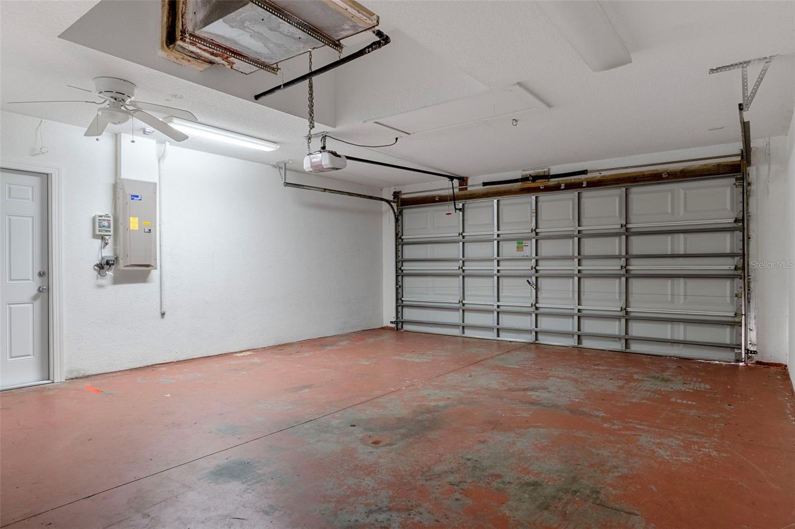 Image 40 of 47 For 1315 Leeward Avenue