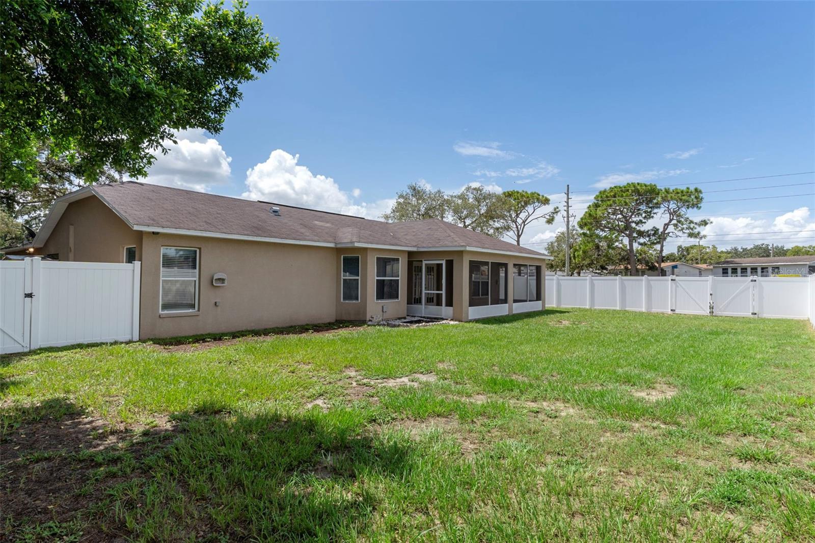 Image 45 of 47 For 1315 Leeward Avenue