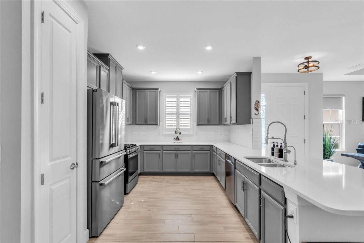 Image 19 of 69 For 10406 Inglenook Terrace