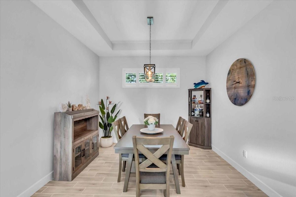 Image 23 of 69 For 10406 Inglenook Terrace