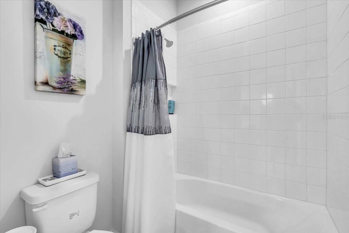 Image 31 of 69 For 10406 Inglenook Terrace
