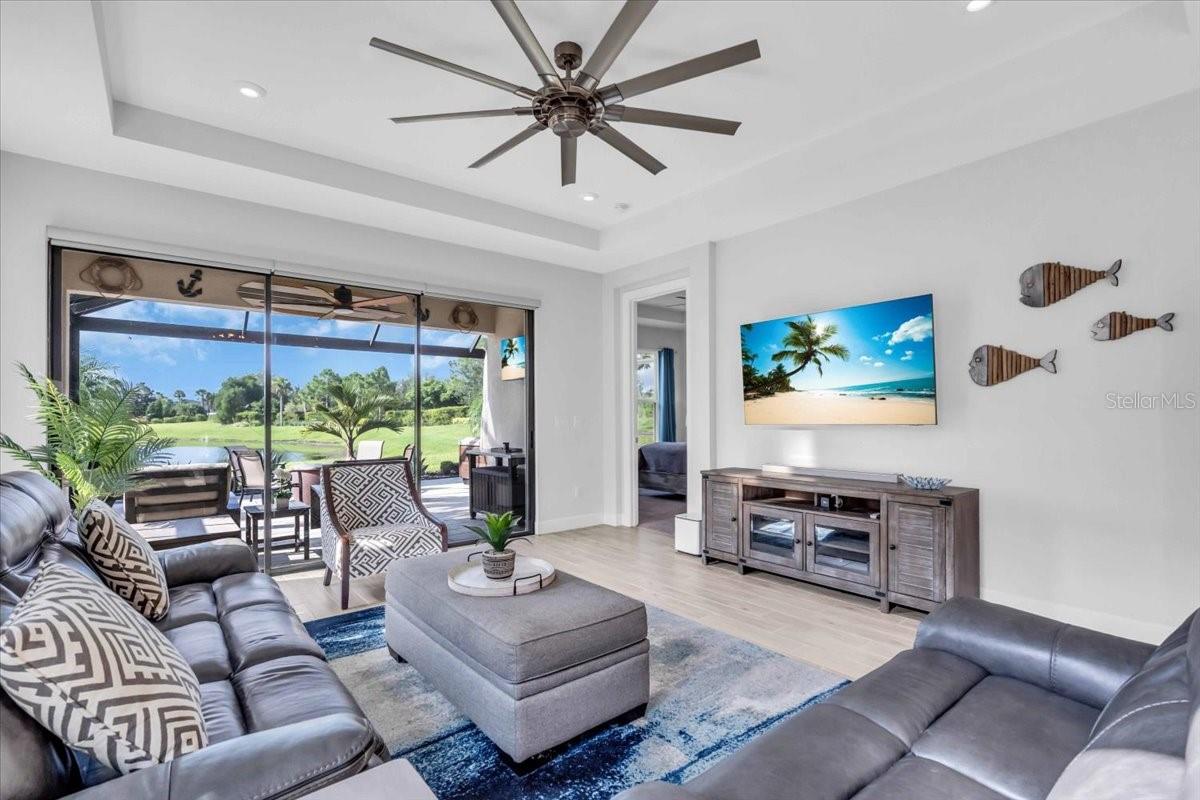 Image 4 of 69 For 10406 Inglenook Terrace