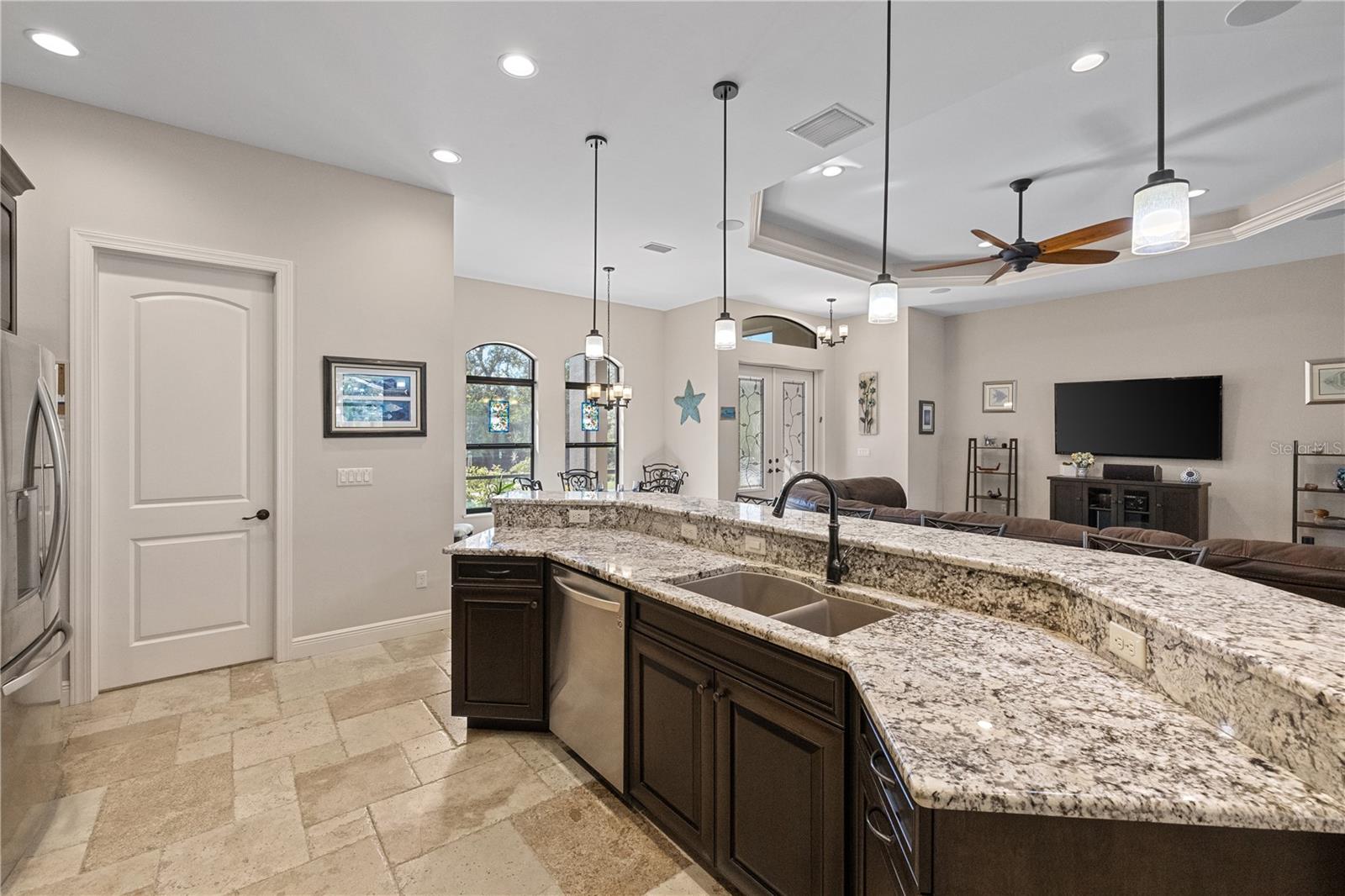 Image 11 of 40 For 27318 San Carlos Drive