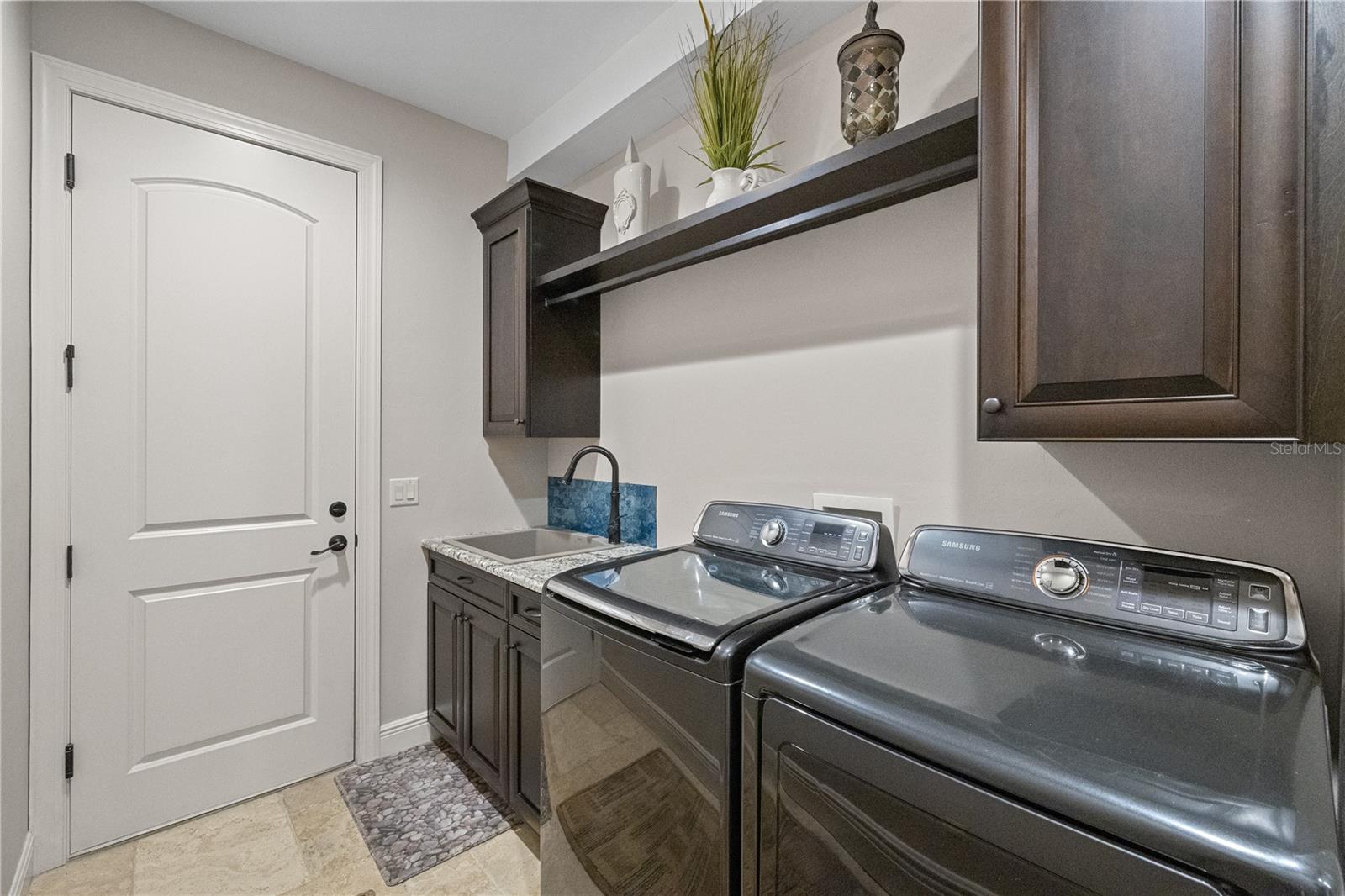 Image 16 of 40 For 27318 San Carlos Drive