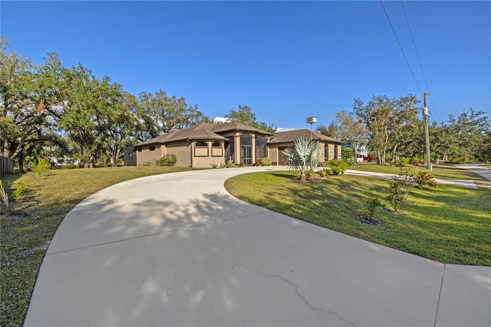 Image 36 of 40 For 27318 San Carlos Drive
