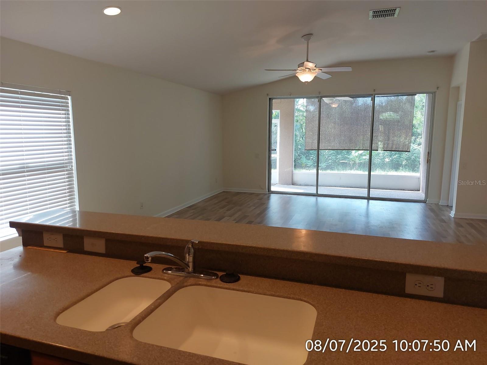 Image 11 of 51 For 10719 55th Court E