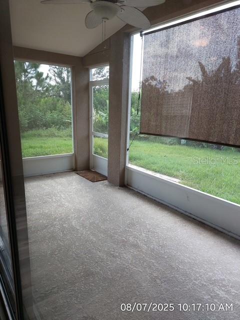 Image 16 of 51 For 10719 55th Court E