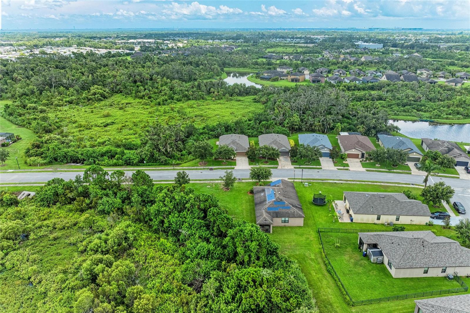 Image 27 of 51 For 10719 55th Court E