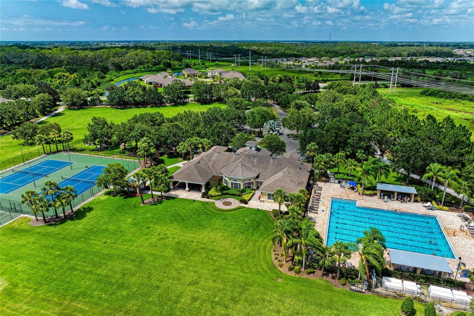 Image 38 of 51 For 10719 55th Court E