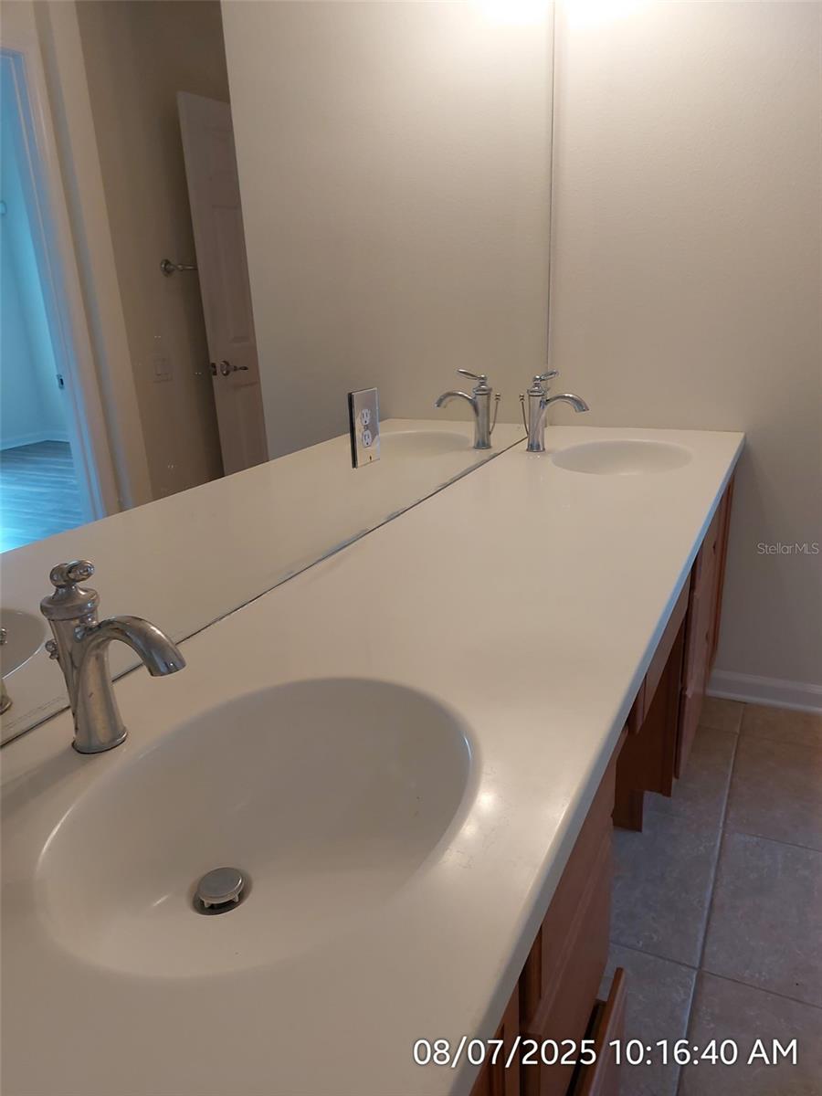 Image 9 of 51 For 10719 55th Court E