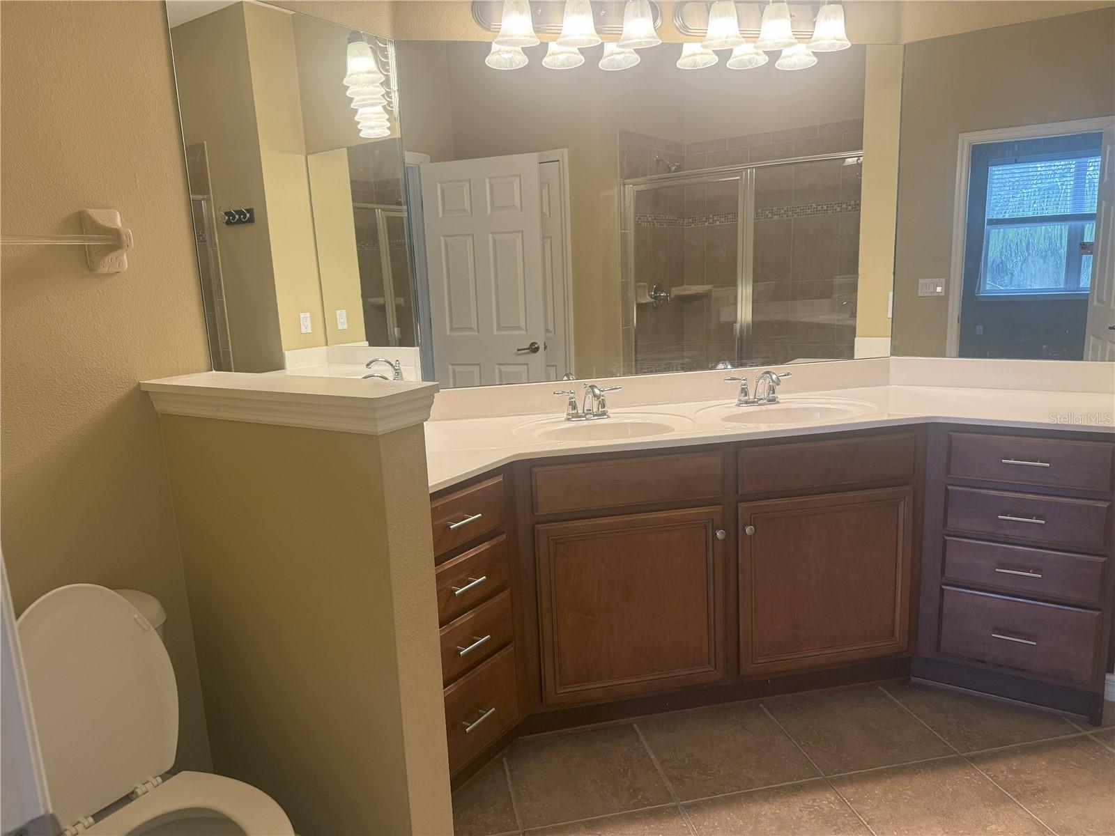 Image 11 of 18 For 7814 Moonstone Drive 6-104