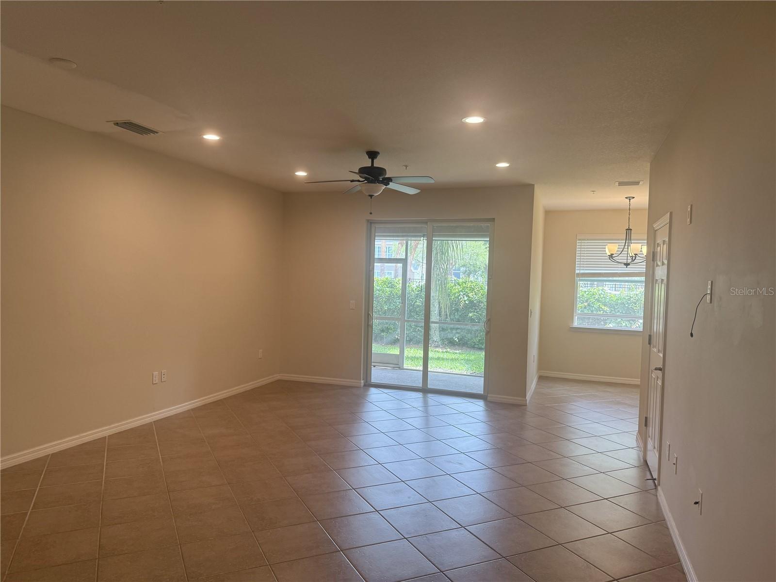 Image 4 of 18 For 7814 Moonstone Drive 6-104