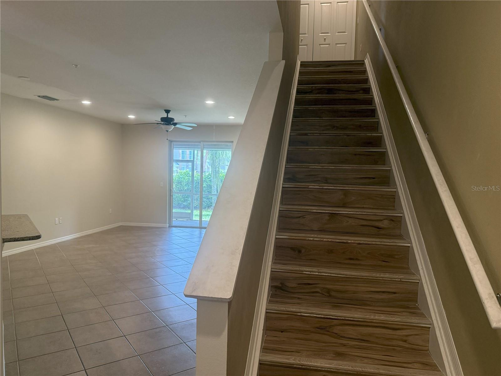 Image 7 of 18 For 7814 Moonstone Drive 6-104