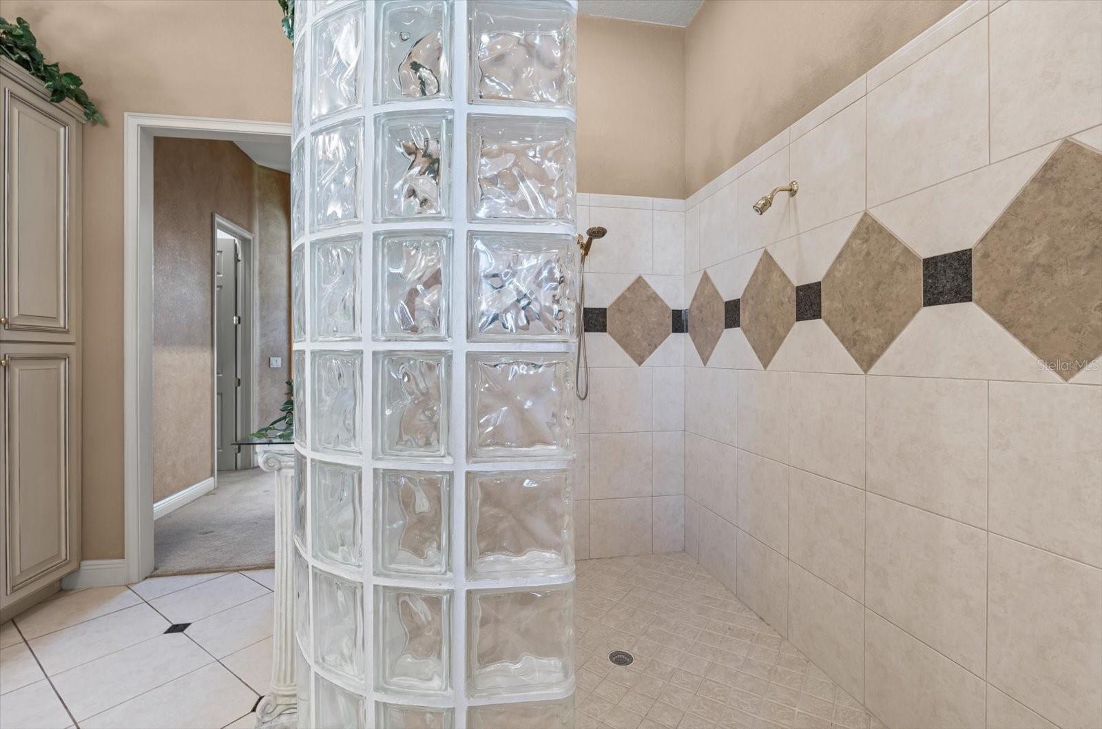 Image 33 of 84 For 8739 Cypress Reserve Circle