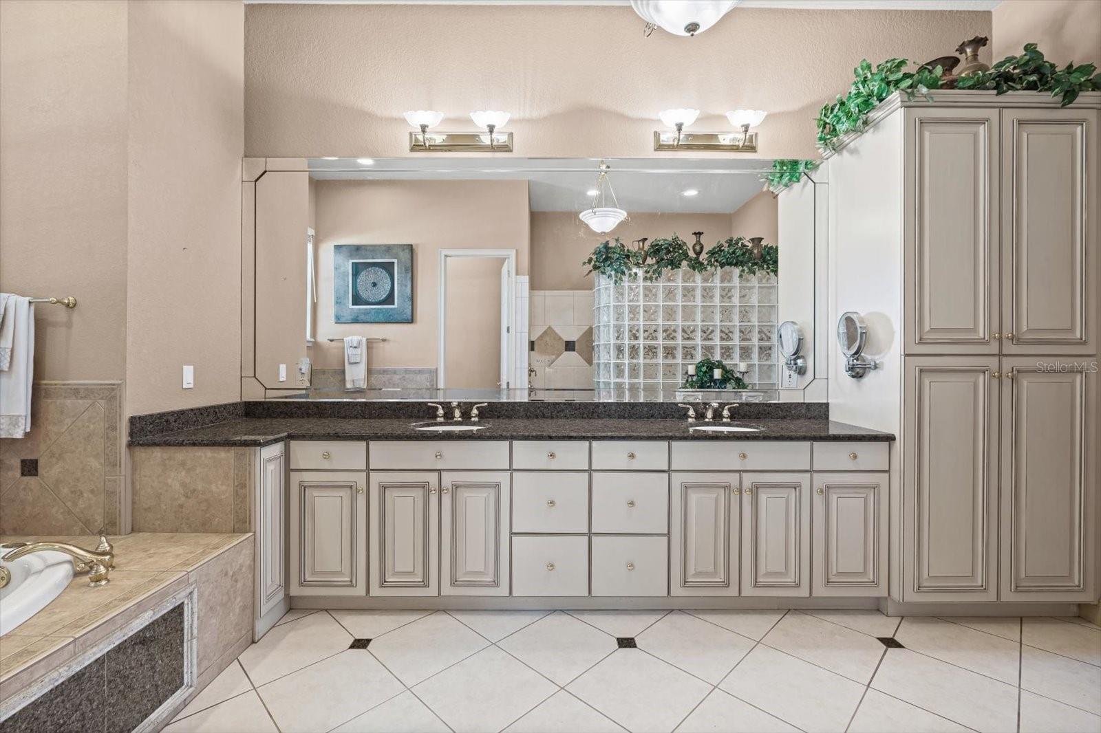 Image 6 of 84 For 8739 Cypress Reserve Circle