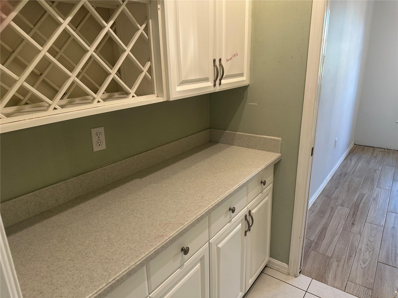 Image 16 of 40 For 7611 49th Avenue E