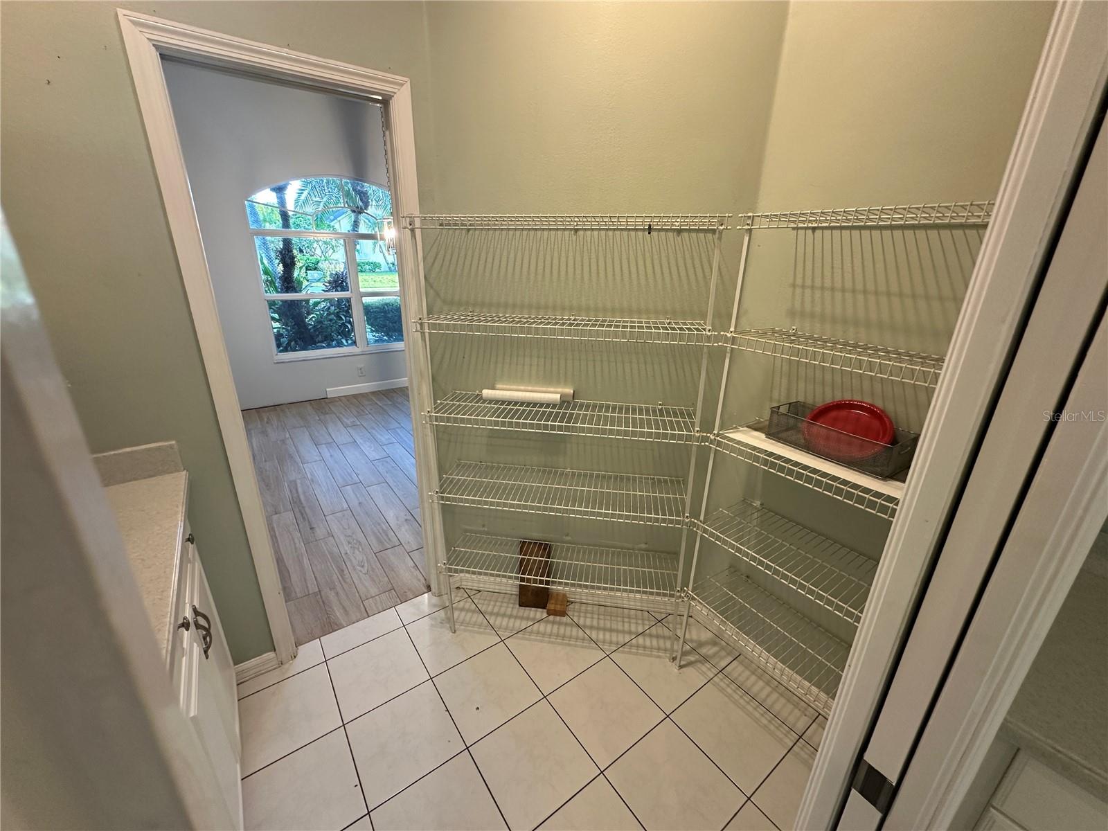Image 18 of 40 For 7611 49th Avenue E