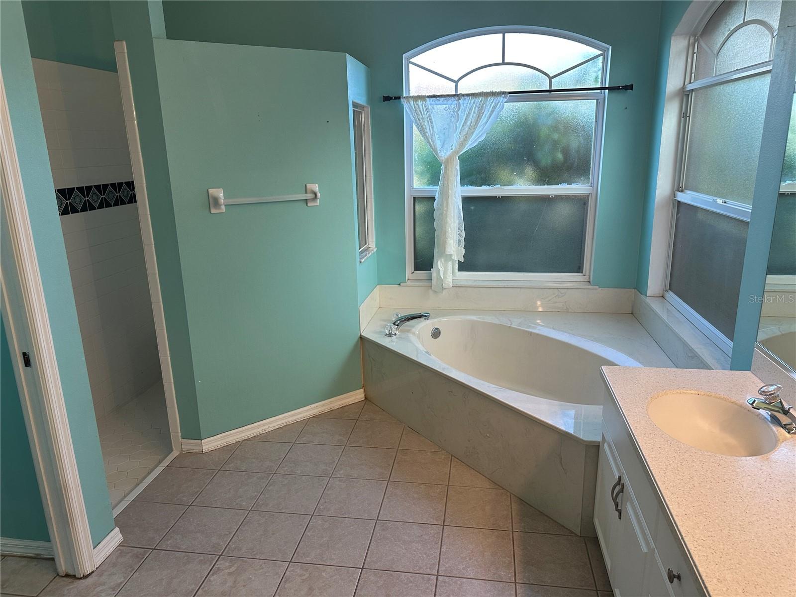 Image 23 of 40 For 7611 49th Avenue E