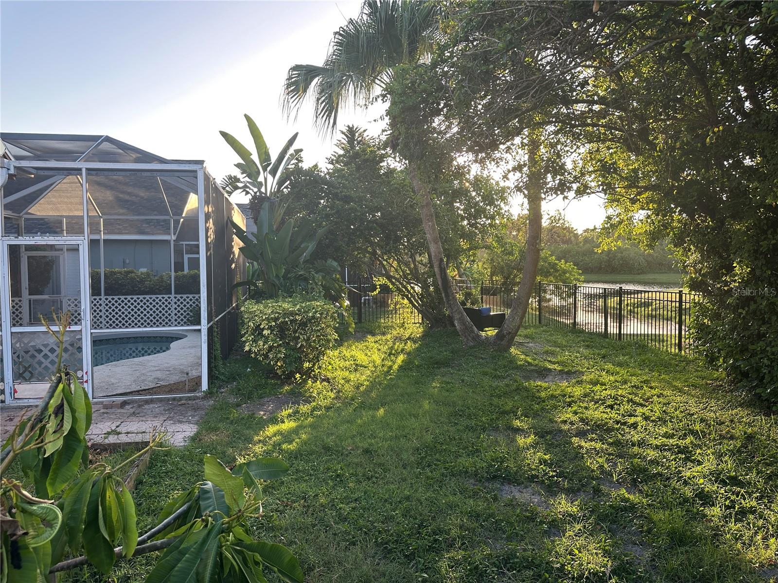 Image 38 of 40 For 7611 49th Avenue E