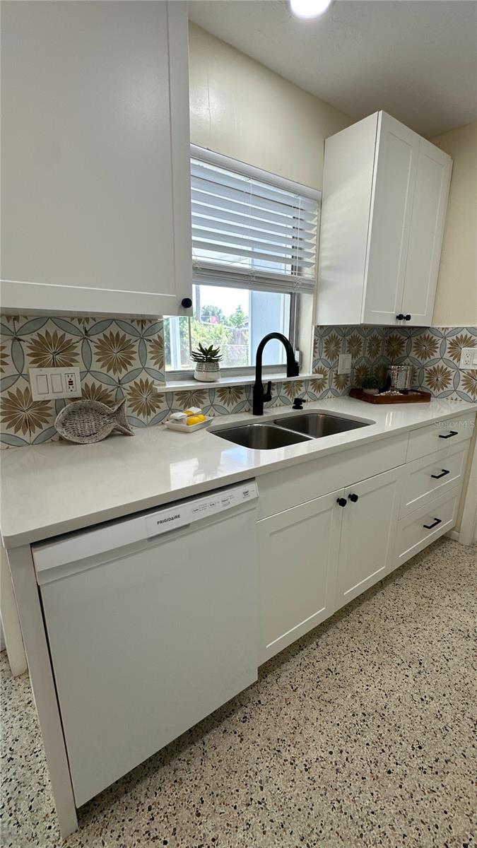 Image 7 of 29 For 5132 Lahaina Drive