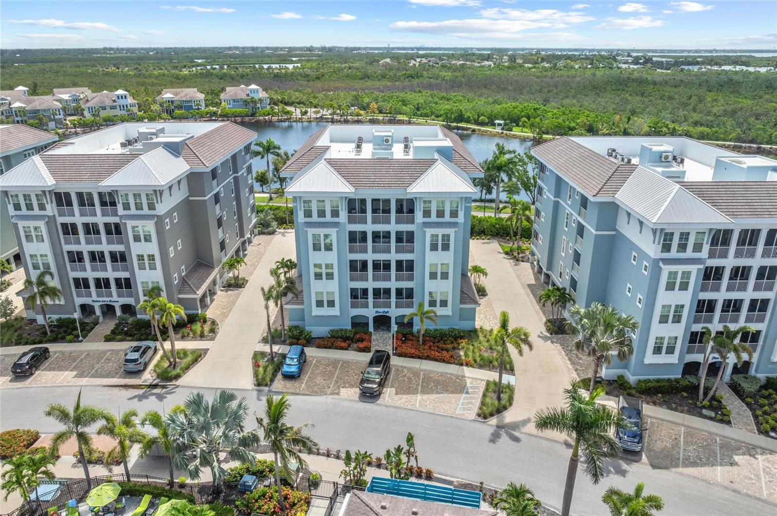 Image 4 of 100 For 387 Aruba Circle 301